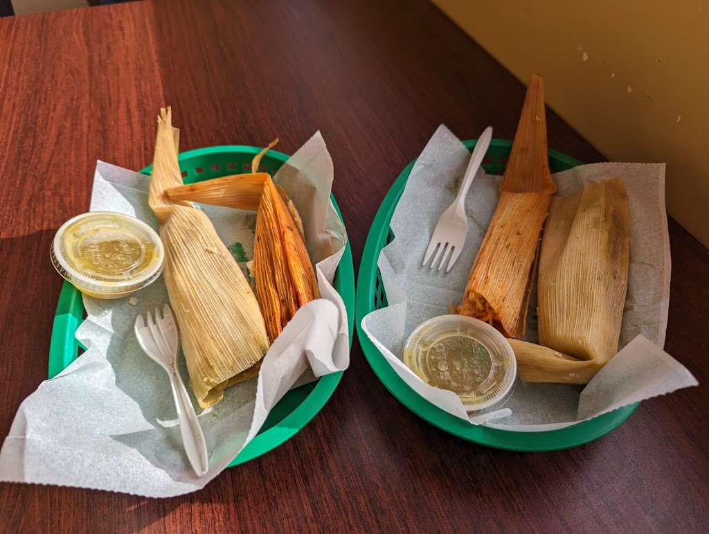 Manolos Tamales #4 | 6641 Cicero Ave, Chicago, IL 60638 | Phone: (773) 912-6684
