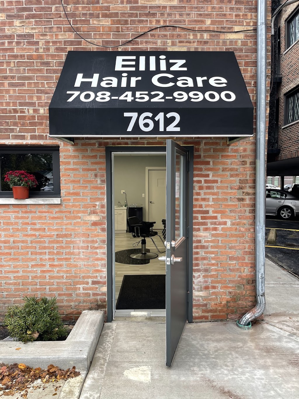 Elliz Hair Care | 7612 W North Ave Entrance is in the back, Elmwood Park, IL 60707 | Phone: (708) 452-9900