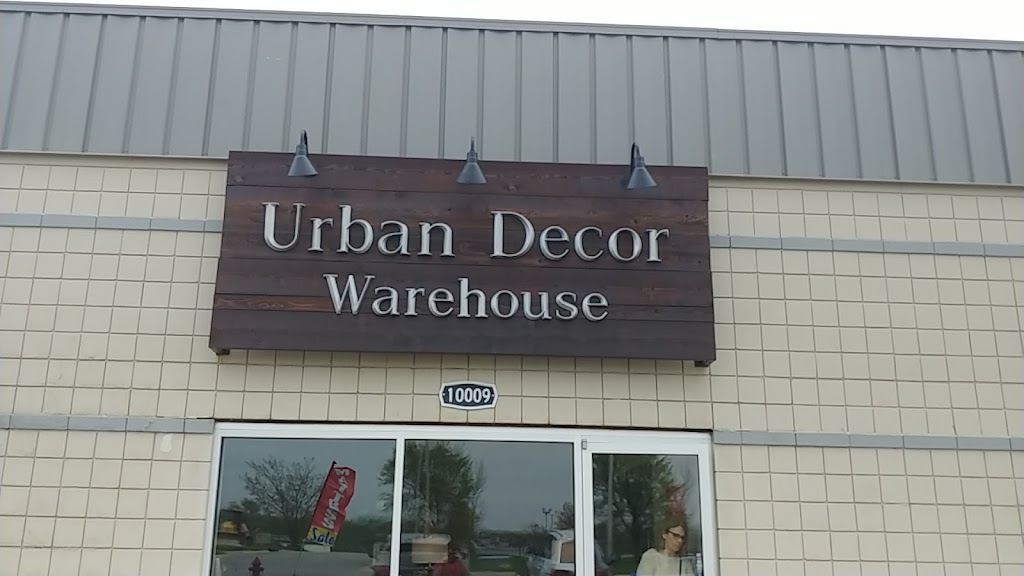 Urban Decor Warehouse | 10009 Ravenwood Dr, St John, IN 46373 | Phone: (219) 365-9282