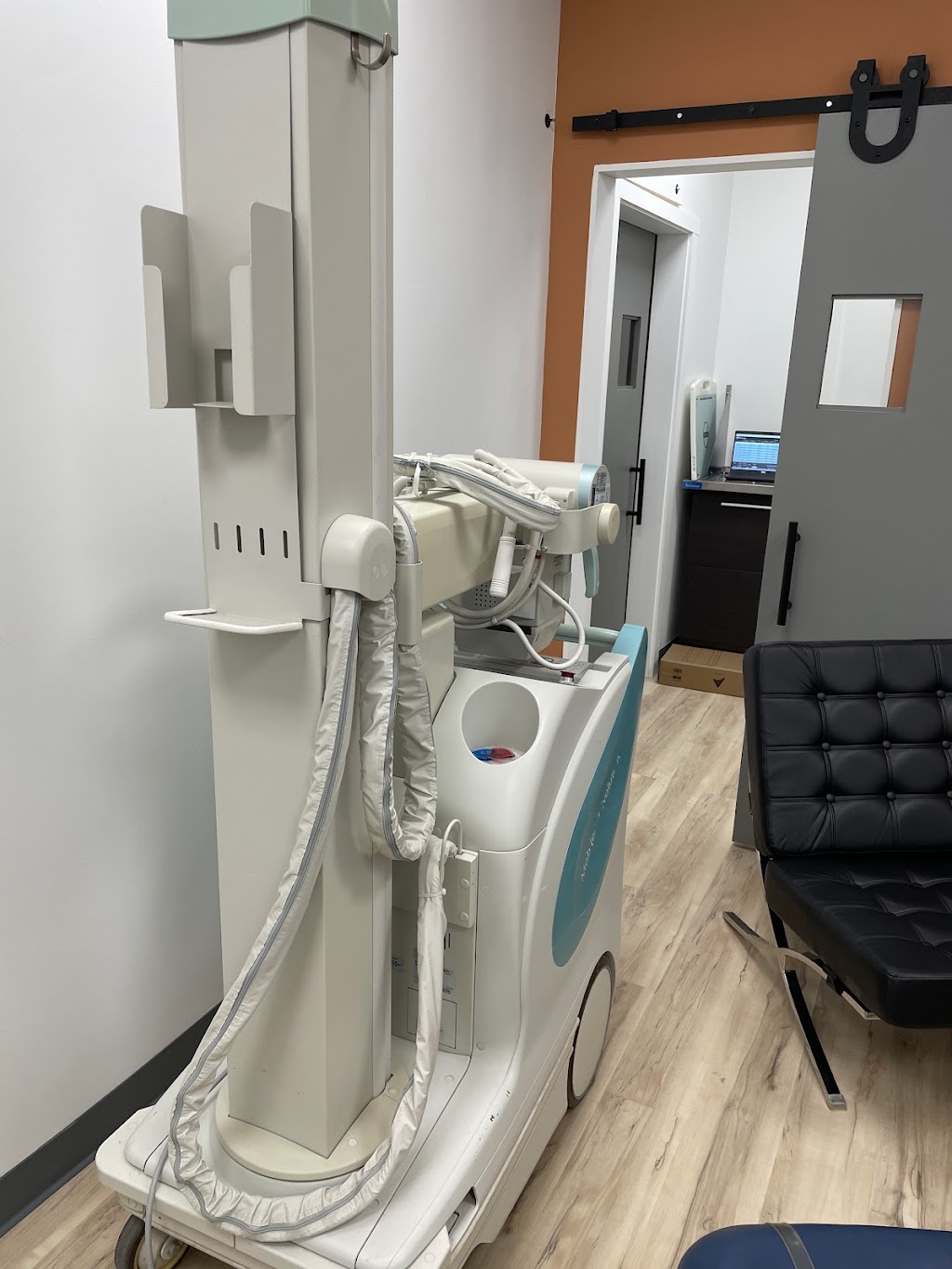 xray equipment by MOBILE-CR LLC | 5944 W Fitch Ave, Chicago, IL 60629 | Phone: (262) 344-5999