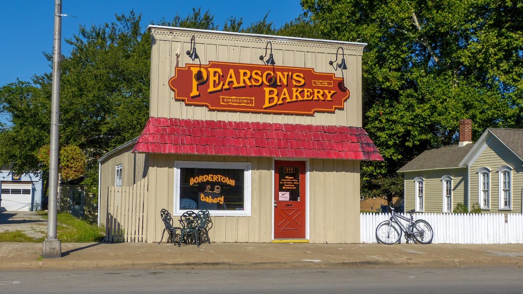 Pearsons Bordertown Bakery | 111 N Dixie Hwy, Momence, IL 60954 | Phone: (815) 450-6017