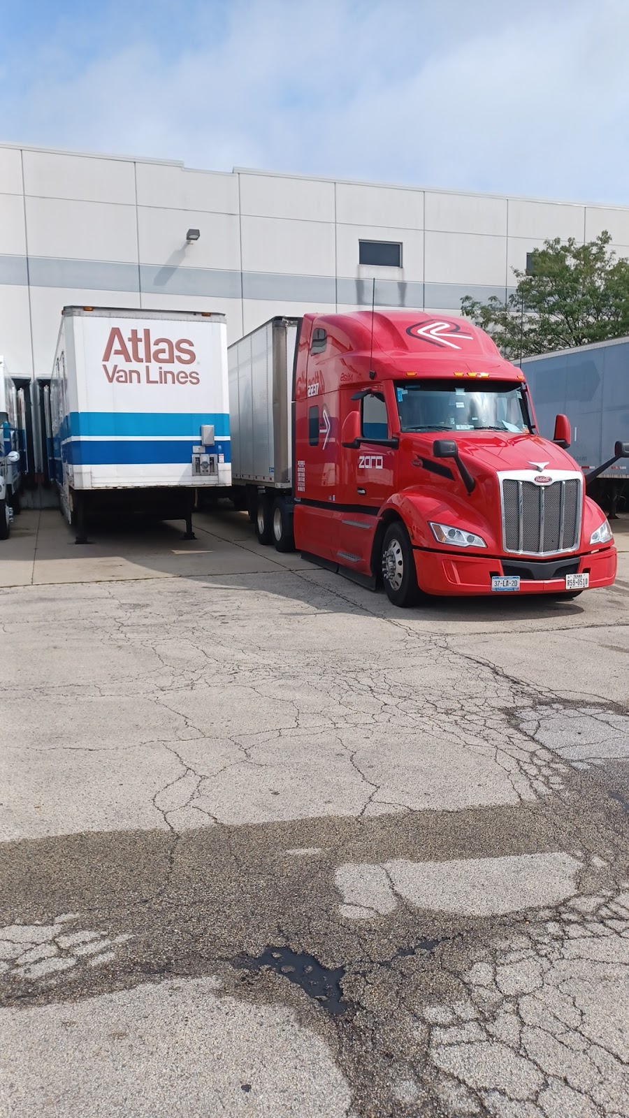 Prager Moving & Storage Co. - Atlas Van Lines | 155 Fort Hill Dr, Naperville, IL 60540 | Phone: (630) 276-1200
