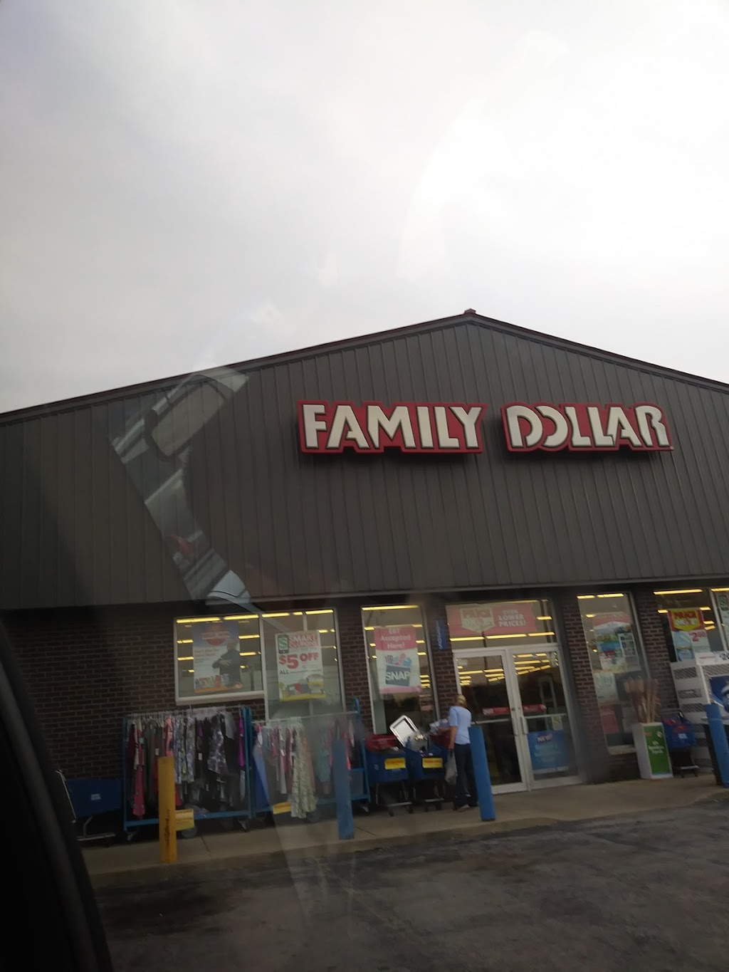 Family Dollar | 10305 W 133rd Ave, Cedar Lake, IN 46303 | Phone: (219) 401-9105