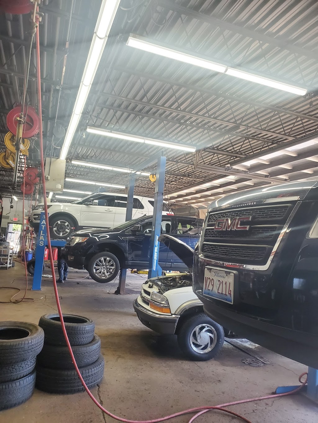 Queens Auto Services Elgin | 1303 Dundee Ave, Elgin, IL 60120 | Phone: (224) 635-3000