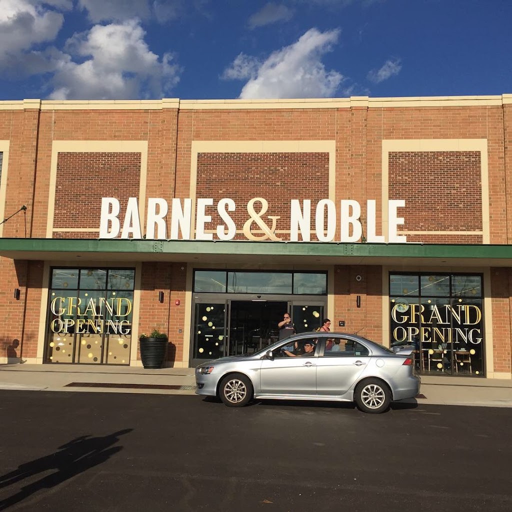 Barnes & Noble | 901 N Milwaukee Ave Suite #500, Vernon Hills, IL 60061 | Phone: (847) 383-4311