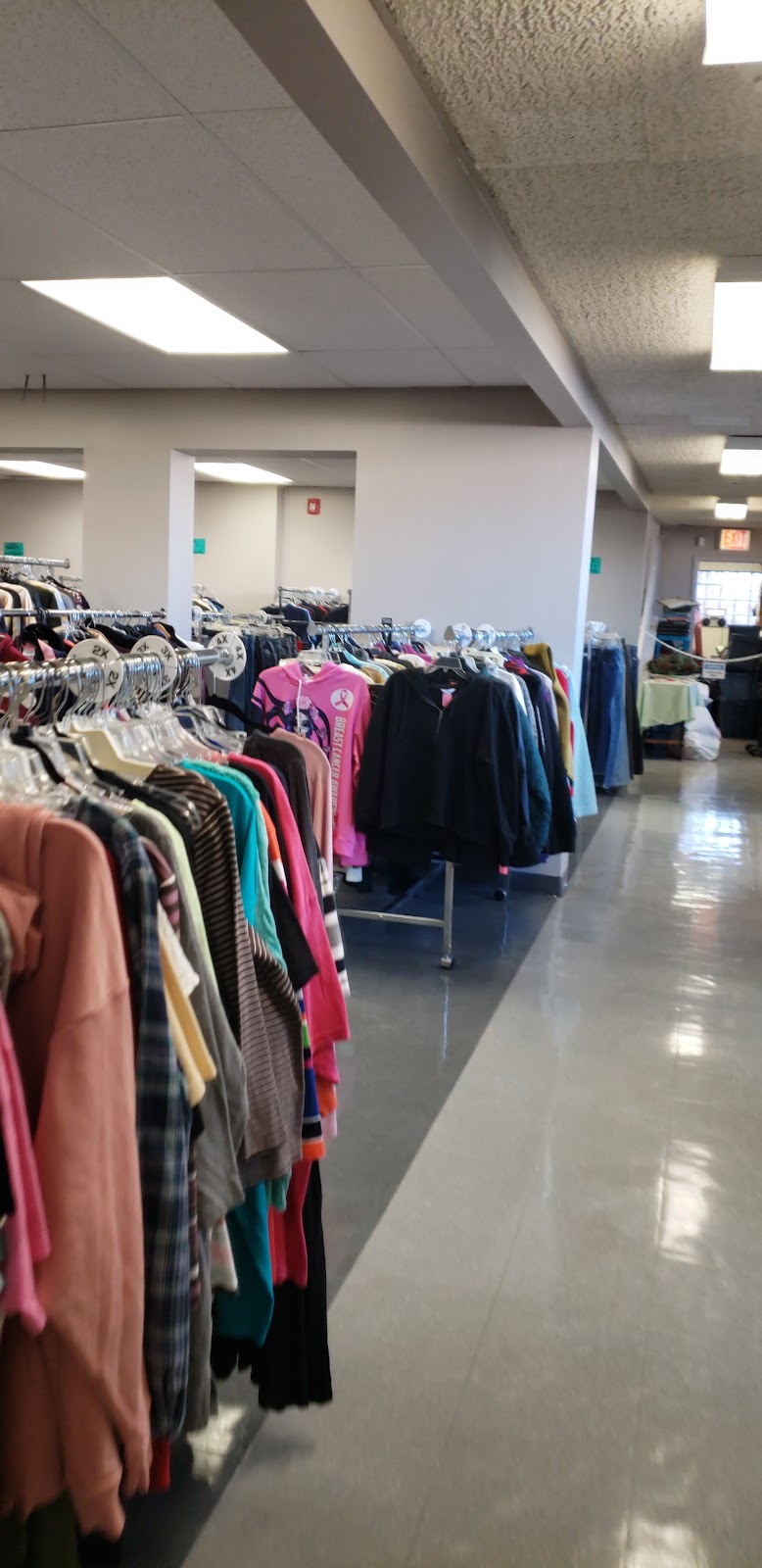 Second Chance Thrift Shoppe | 10444 S Kedzie Ave, Chicago, IL 60655 | Phone: (773) 941-4481