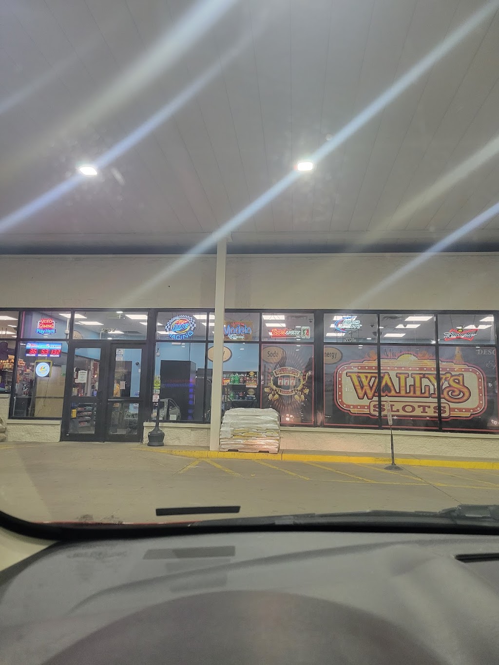 Gas N Wash | 4957 S Central Ave, Chicago, IL 60638 | Phone: (708) 924-1195