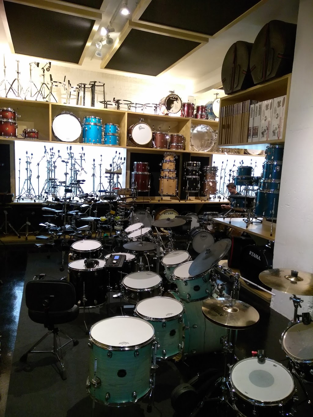 Vics Drum Shop | 5688 N Northwest Hwy, Chicago, IL 60646 | Phone: (312) 770-1200