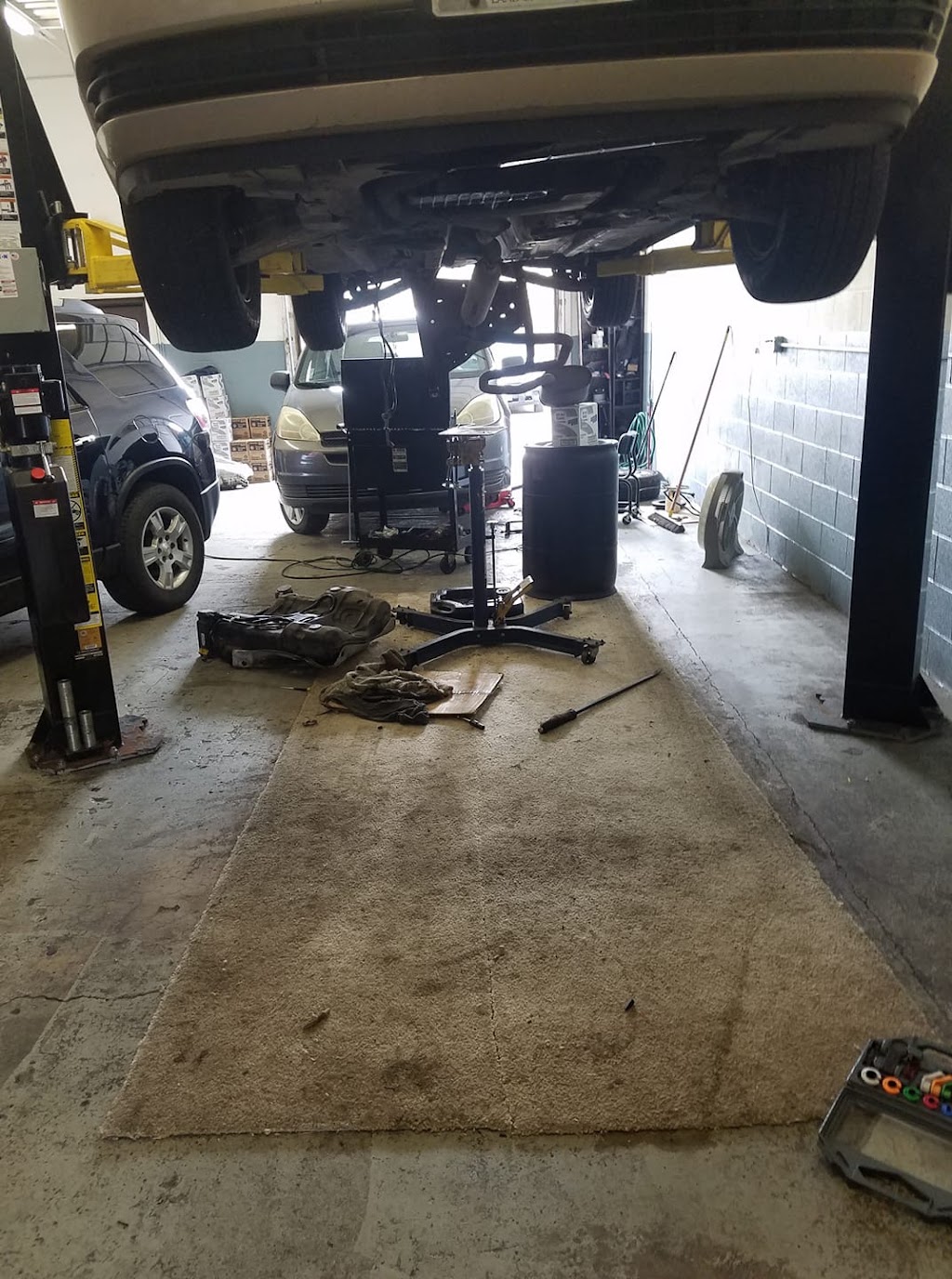 Issac and Son Auto Repair | 5521 W 110th St, Oak Lawn, IL 60453 | Phone: (708) 985-5999