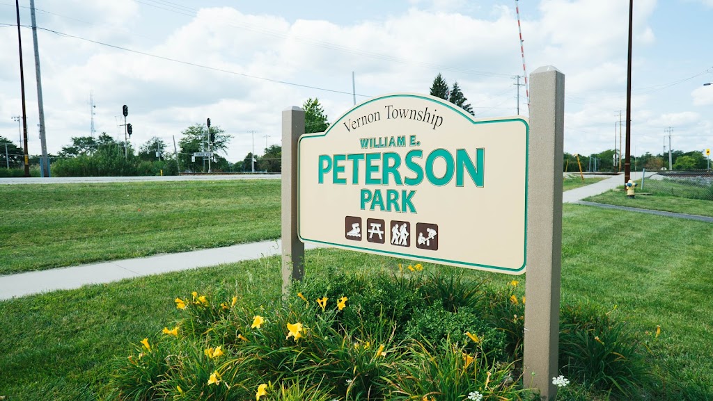 William E. Peterson Park | 16652 N Buffalo Grove Rd, Vernon Hills, IL 60069 | Phone: (847) 634-4600
