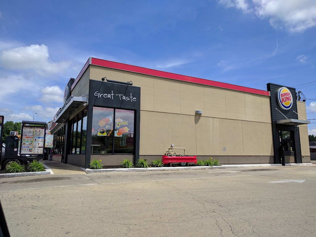 Burger King | 3 Gladiolus St, Momence, IL 60954 | Phone: (815) 472-6000