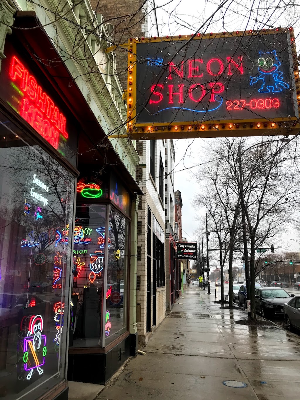 Neon Shop Fishtail | 2247 N Western Ave, Chicago, IL 60647 | Phone: (773) 227-0303