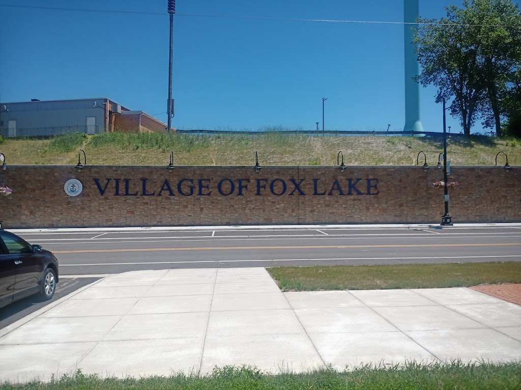 Fox Lake Metra Station | 26 E Grand Ave, Fox Lake, IL 60020 | Phone: (847) 587-8570