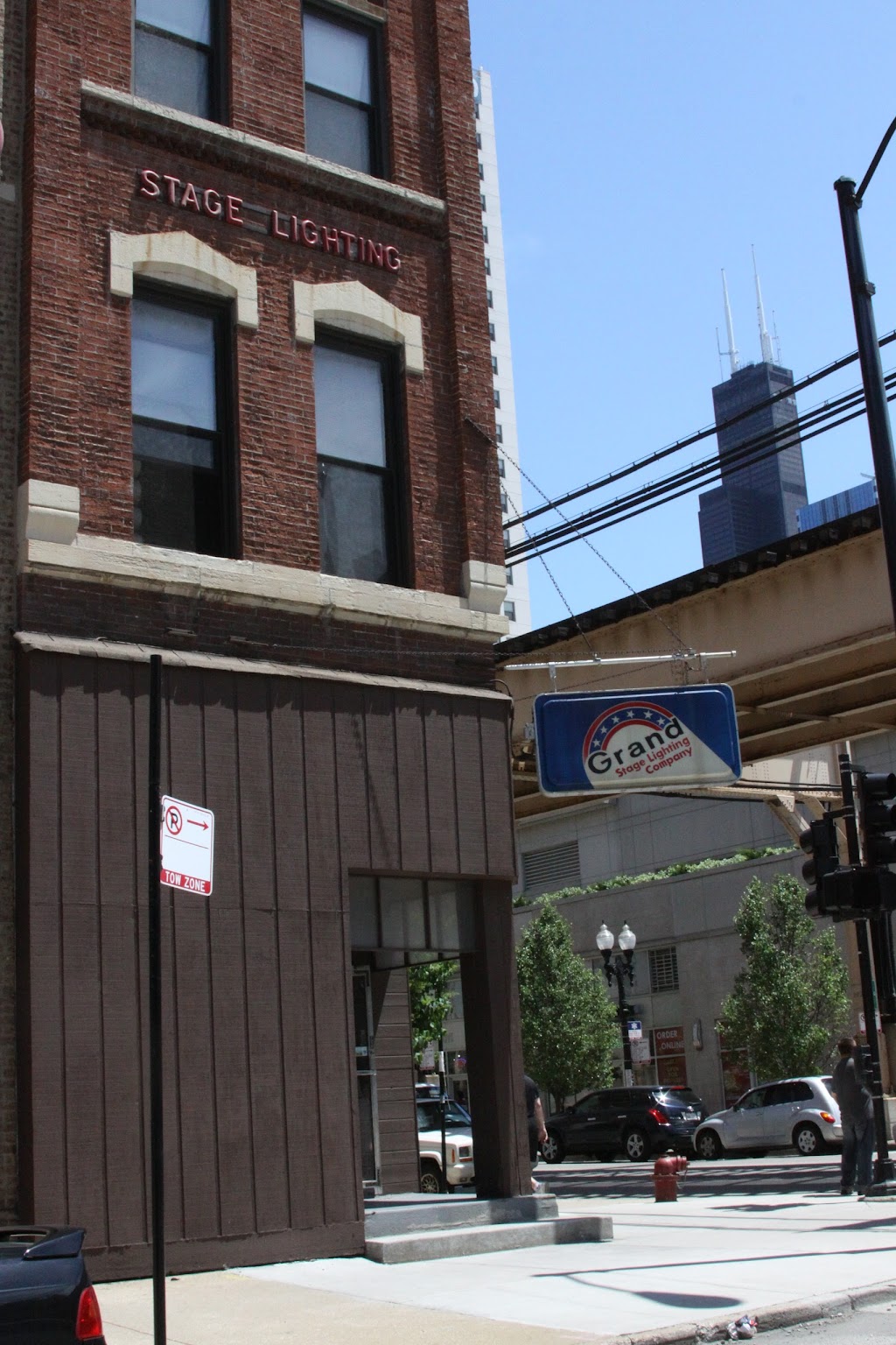 Chicago Spotlight Inc | 3418 N Knox Ave, Chicago, IL 60641 | Phone: (312) 455-1171