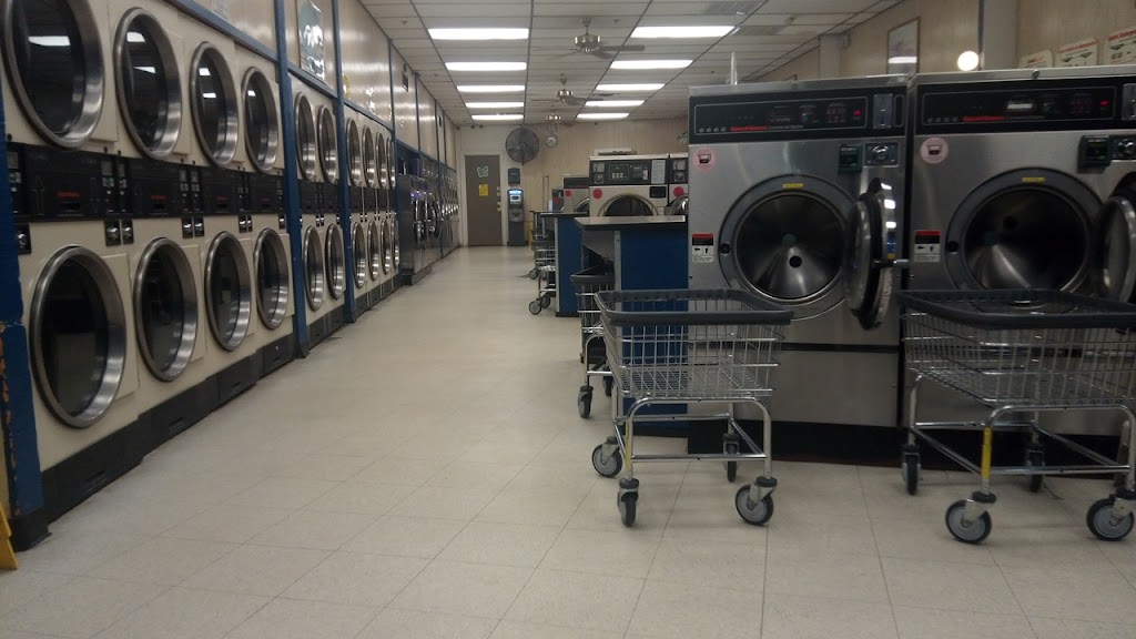 Hanover Quick Wash Laundromat / Lavandería | 6736 Barrington Rd, Hanover Park, IL 60133 | Phone: (630) 213-7179