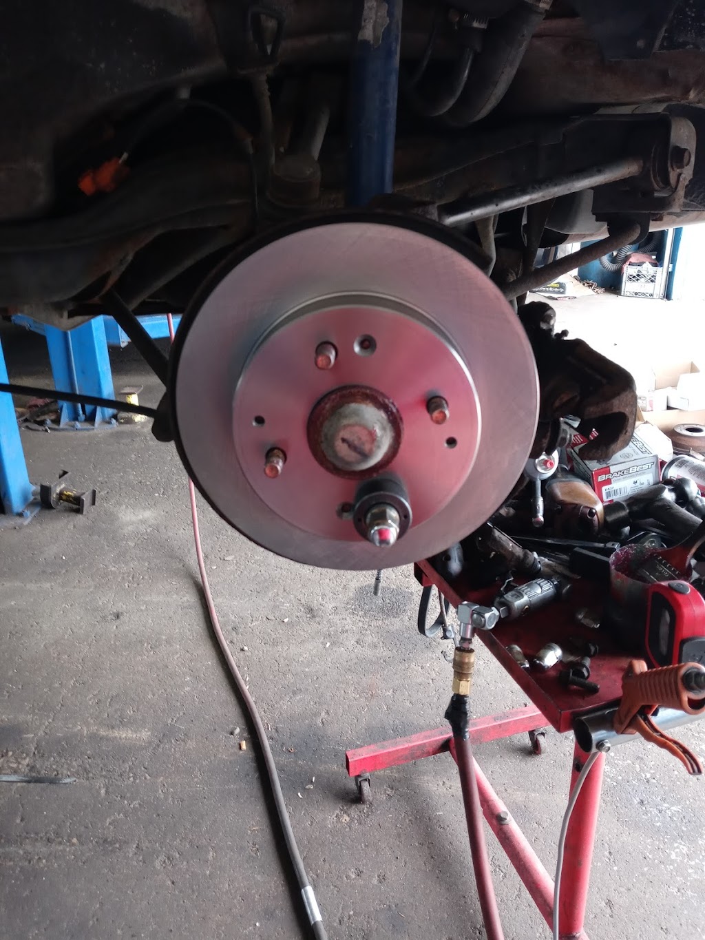 Aztecas Mufflers & Brakes | 1215 S Central Ave, Cicero, IL 60804 | Phone: (708) 780-0506