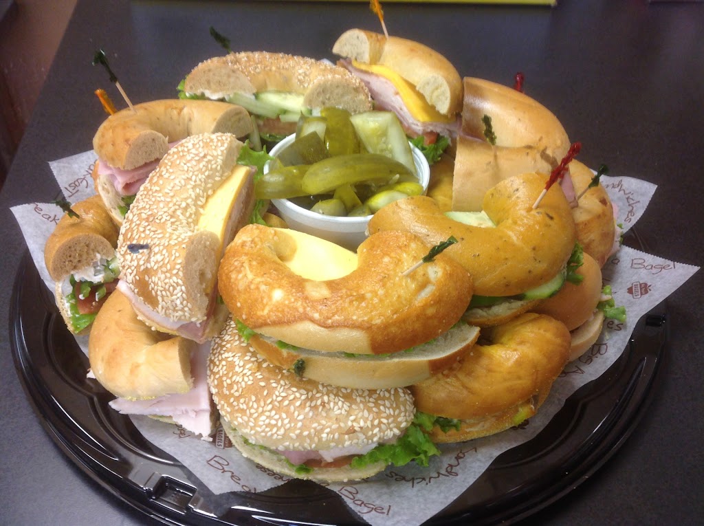 Big Apple Bagels | 3137 Dundee Rd, Northbrook, IL 60062 | Phone: (847) 498-7850