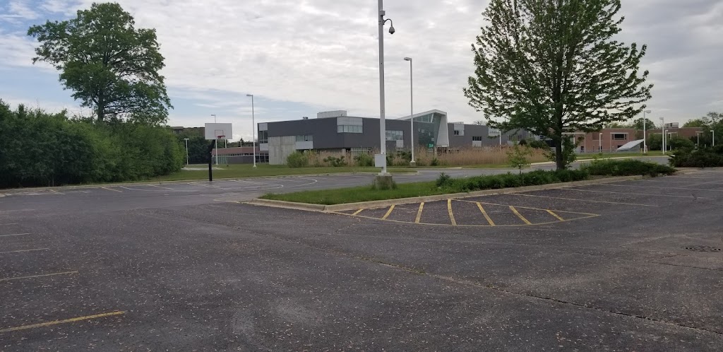 Oakton Community College Parking Lot | Parking lot, 7701 Lincoln Ave, Skokie, IL 60077 | Phone: (847) 635-1675