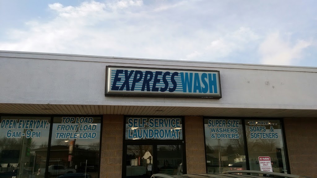 Express Wash | 1715 Dekalb Ave, Sycamore, IL 60178 | Phone: (815) 895-5888