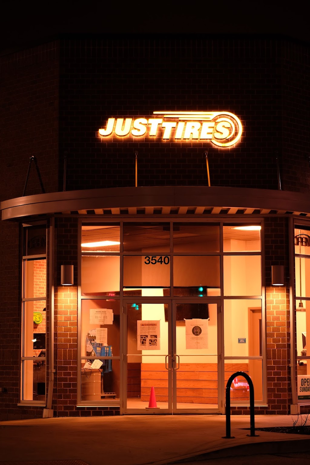 Just Tires | 3540 W Touhy Ave, Skokie, IL 60076 | Phone: (847) 674-0416