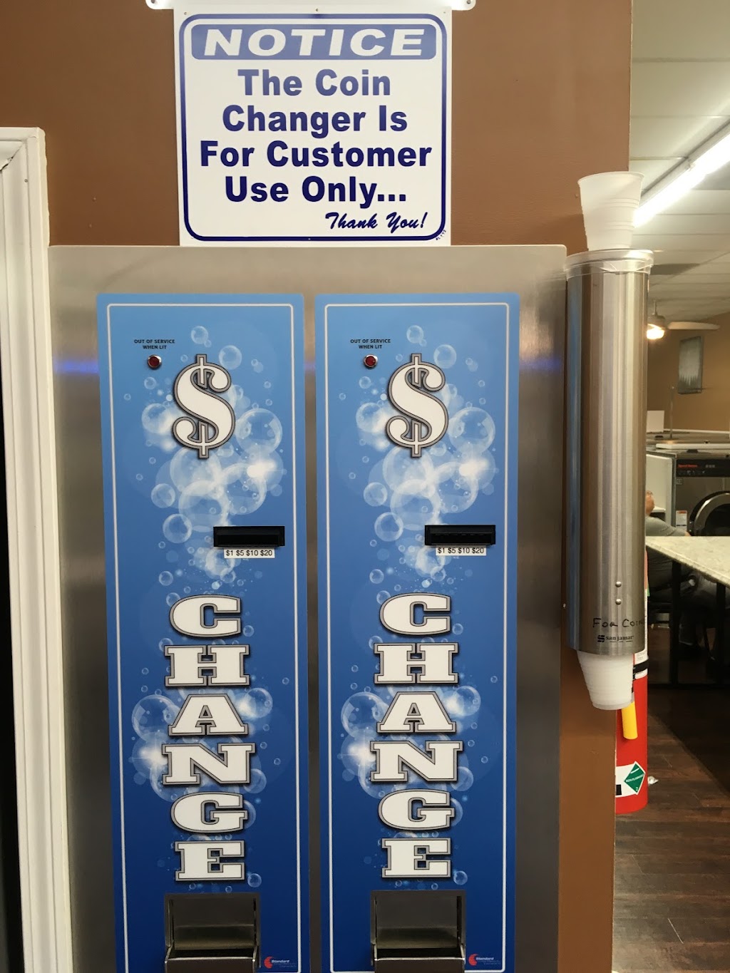 Kingsport Coin Laundry | 923 S Roselle Rd, Schaumburg, IL 60193 | Phone: (630) 283-5921