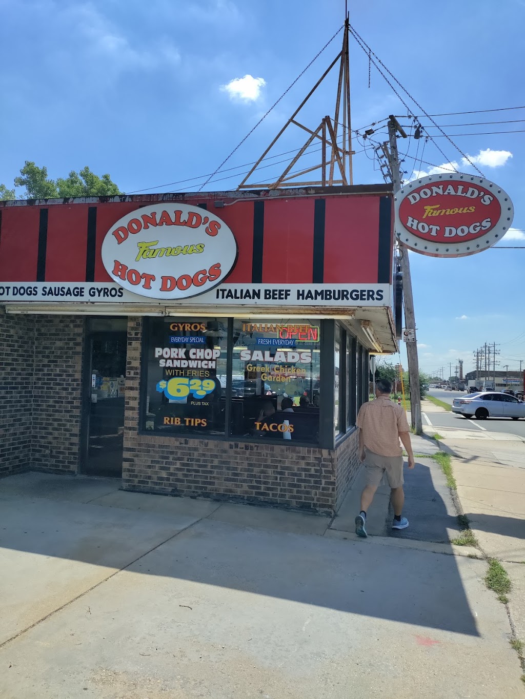 Donalds Famous Hot Dogs | 4759 S Central Ave, Chicago, IL 60638 | Phone: (708) 458-4343