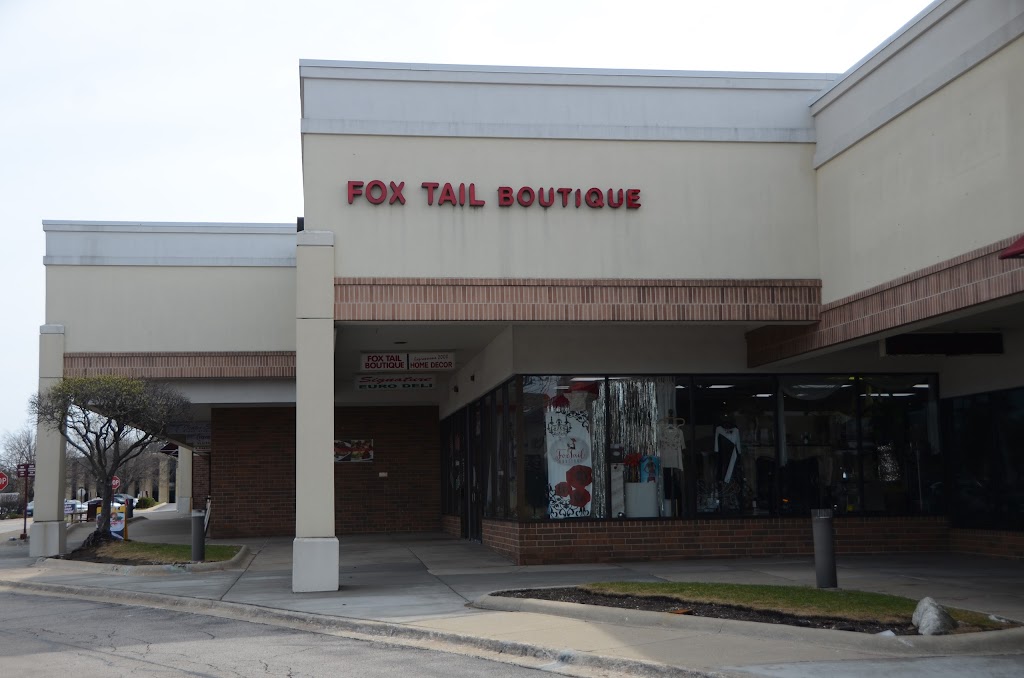 Fox Tail Boutique | 160 E Lake St, Bloomingdale, IL 60108 | Phone: (630) 307-3699