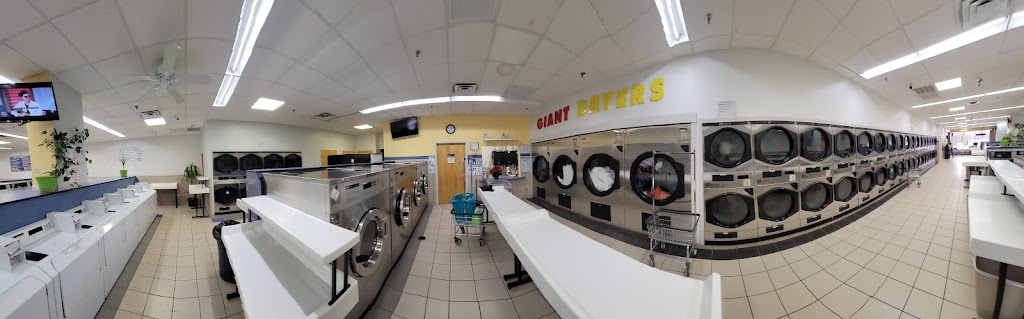 Marilyns Laundromat | 2239 N Lewis Ave, Waukegan, IL 60087 | Phone: (224) 610-0696