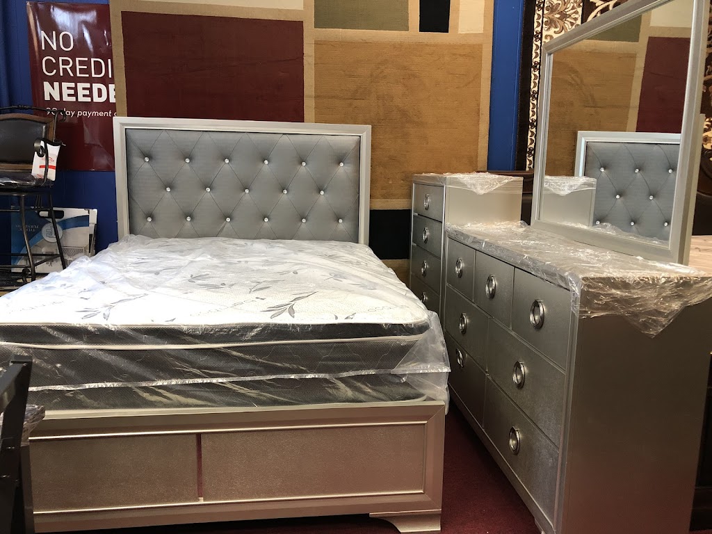 S & S Furniture | 7105 N Clark St, Chicago, IL 60626 | Phone: (773) 954-5600