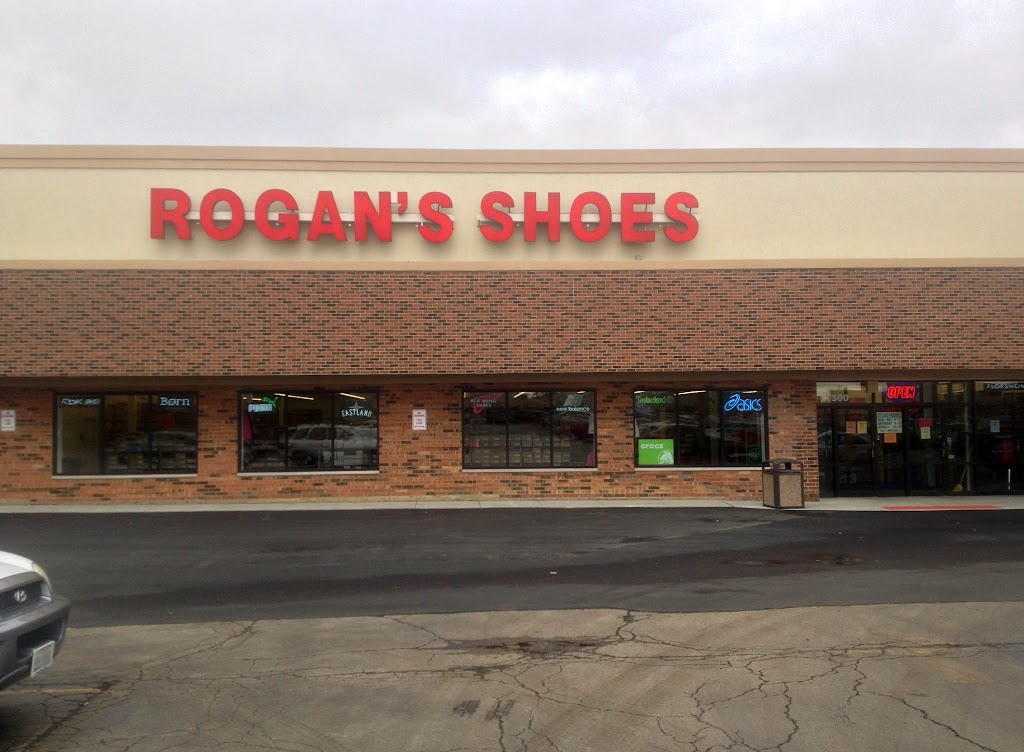 Rogans Shoes | 1300 W Dundee Rd, Buffalo Grove, IL 60089 | Phone: (847) 398-7200
