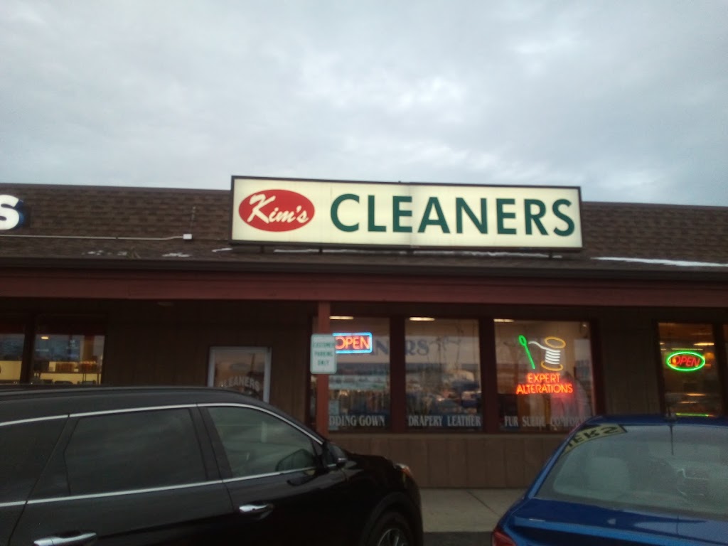 Kims Cleaners | 38975 N Lewis Ave Ste C, Beach Park, IL 60099 | Phone: (847) 662-2064