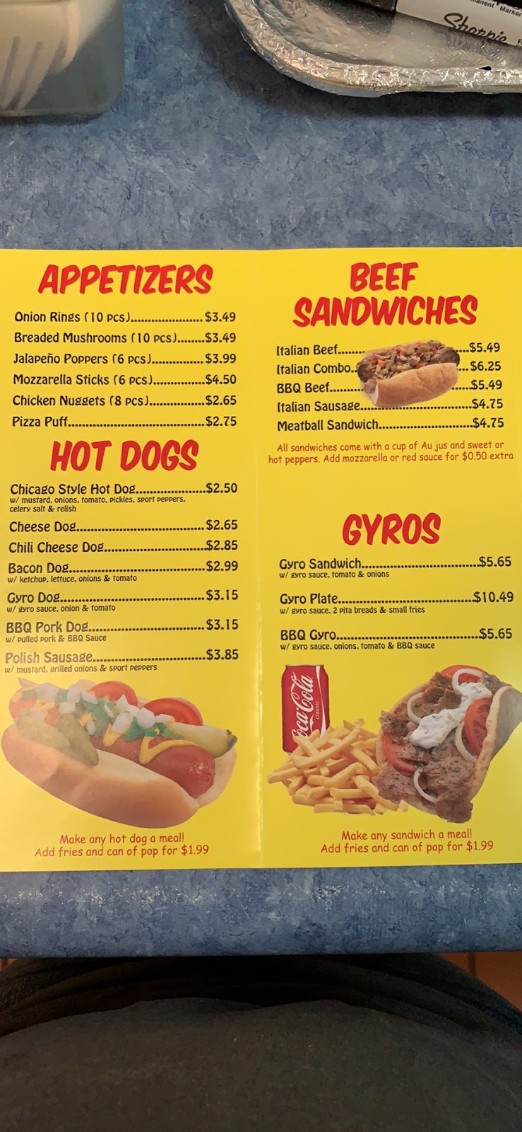Lili’s Hot Dogs | 16 S Locust St, Manteno, IL 60950 | Phone: (815) 907-7582