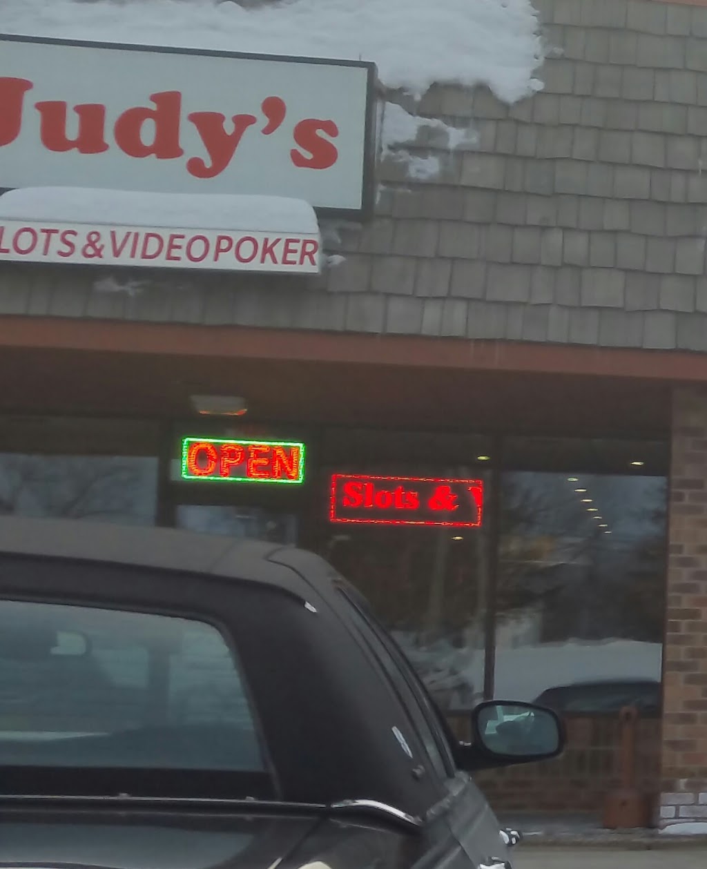 Judys Video Slots | 300 N Milwaukee Ave Ste I, Lake Villa, IL 60046 | Phone: (224) 444-8663