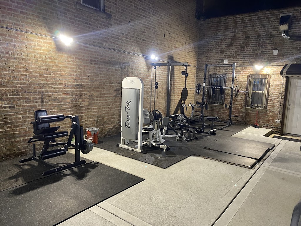 Ray Fitness | 2816 W 55th St, Chicago, IL 60632 | Phone: (773) 297-5221
